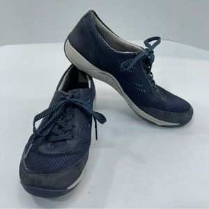 Dansko Tennis Shoes Fashion Sneakers Womens Size 40 or 9.5